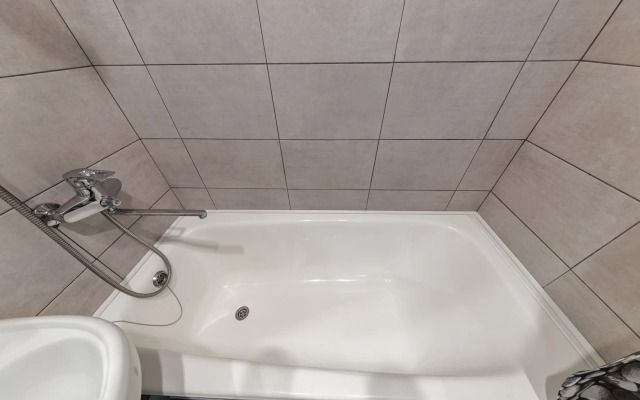Uyutnaya Dvukhkomnatnaya Ulyanova 11 Flat