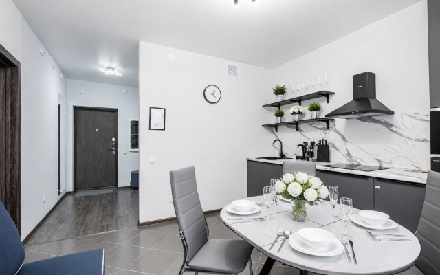 Апартаменты Vegas Apartments на Хохлова 7