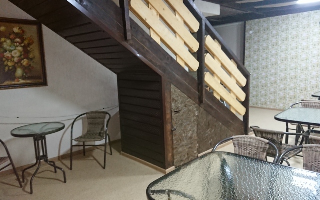 Rich Guest House