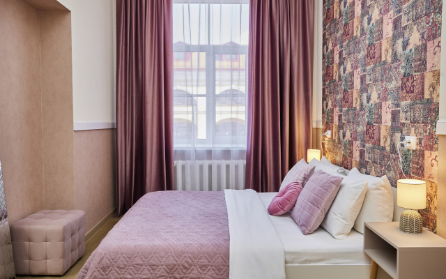 IYUN Na 7-J Linii Guest House