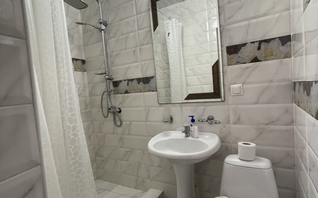 Zamok na Zhemchuzhnoy Guest House