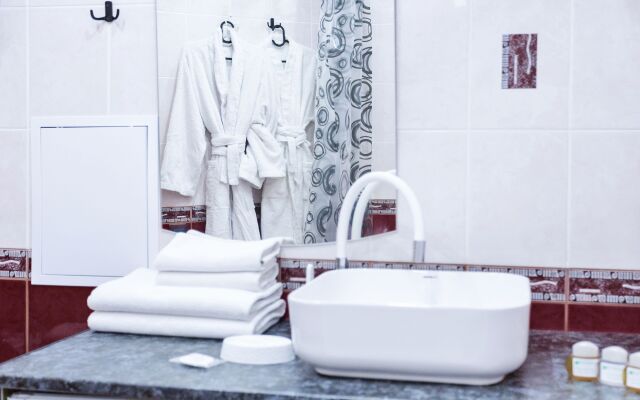 Studio v Tsentre s Vidom na Gorod Rumer Apartments
