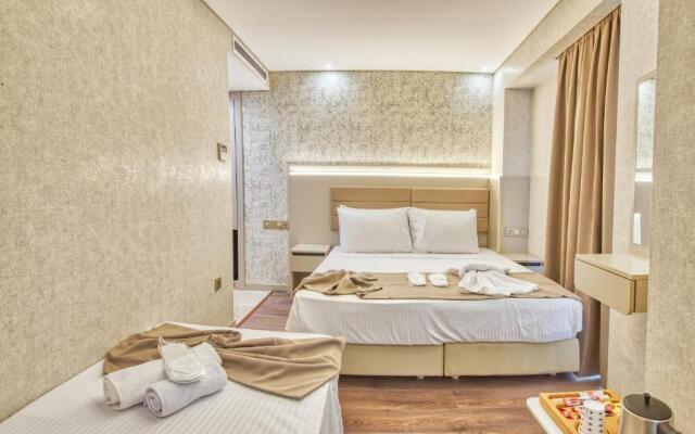 Flori̇na Hotel
