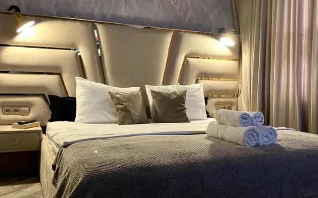 Квартира на 12 Марта 130/1