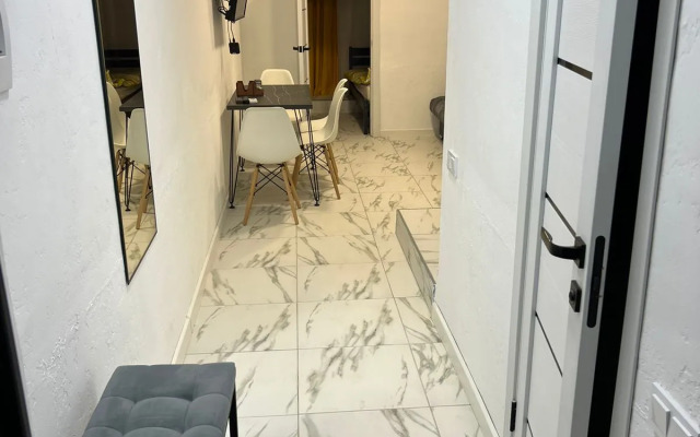 Vozle Plyazha Flat