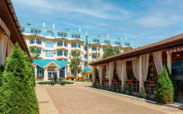 Yuzhnyij Parus Resort Hotel