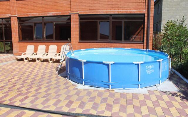 Krylov Hotel