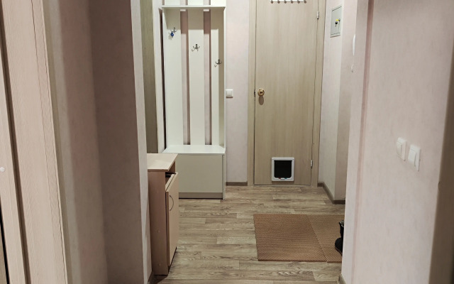 Квартира Двухкомнатная на улице Крайняя/ проспекте Мира