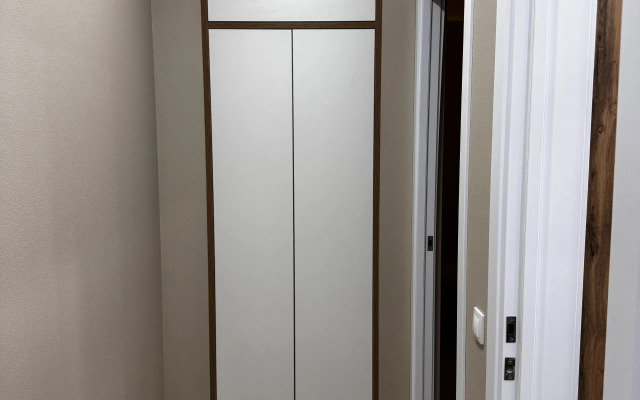 S dizajnerskim Remontom u Nizhnekamskih Term Flat