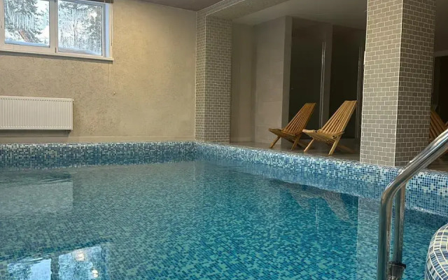 Taezhnyij Prival Guest House