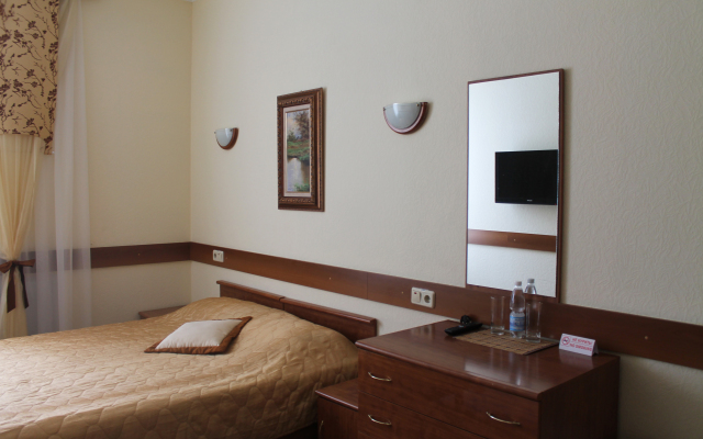 Aleksandriya Hotel