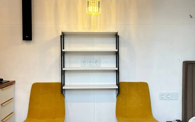 Studiya S Kupelyyu Apartment