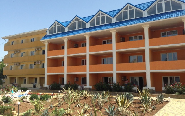 Gala Paradise Hotel