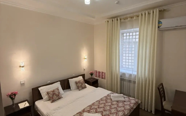 Хостел Caravan Boutique Inn