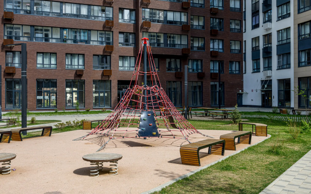 Flat Uyutnaya Kvartira S 3 Spalnyami Flat