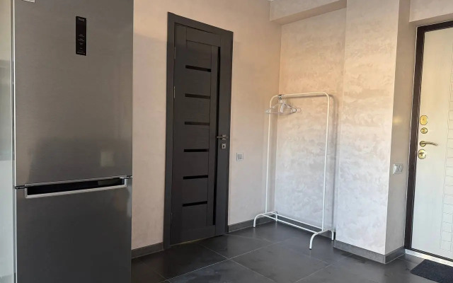 Uyutnaya Studiya S Balkonom Vozle Morya Flat