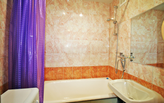Provance Na Prospekte Geroyev Kirishi flat