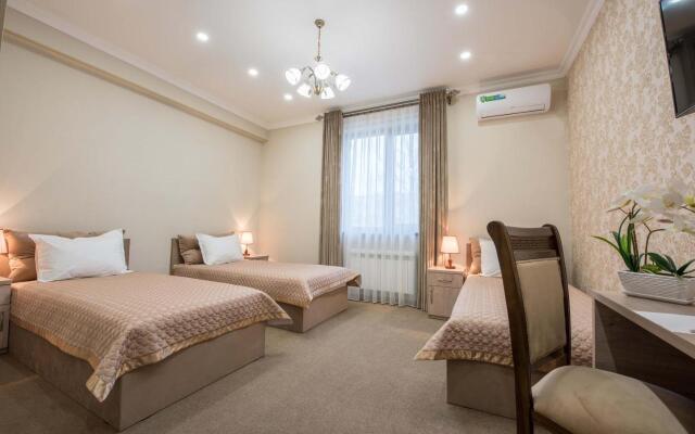 Huzur Hotel Tashkent