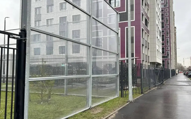 Yevrodvushka U Metro Lesnaya Apartments