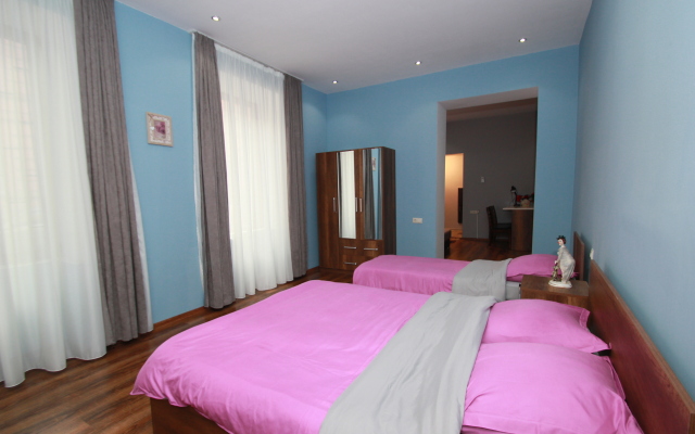 Rose Gogebashvili Apartments