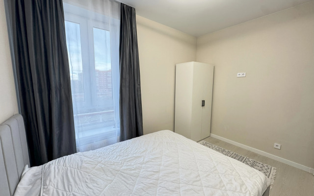 Chetyrekhmestnaya Dizaynerskaya V Tsentre Goroda Flat