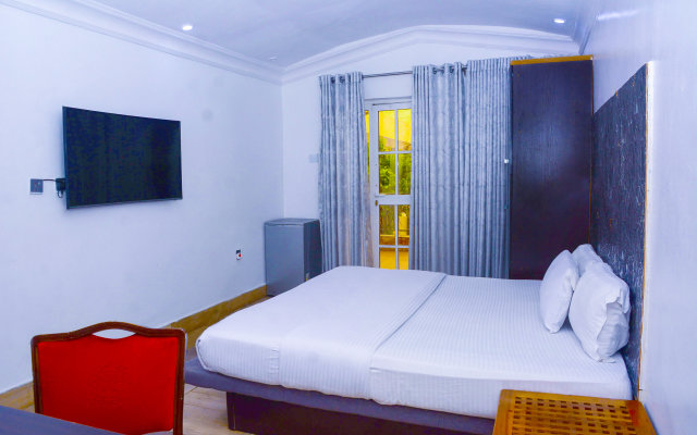 Connecting Lagos Suites Hotel
