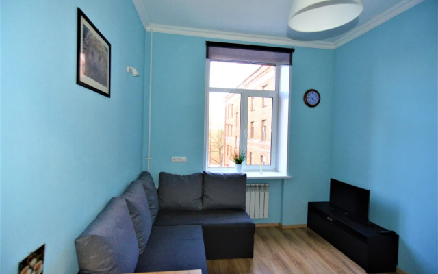 Dvuhurovnevyie s Vidom na Gorod na Vladyikino Apartments