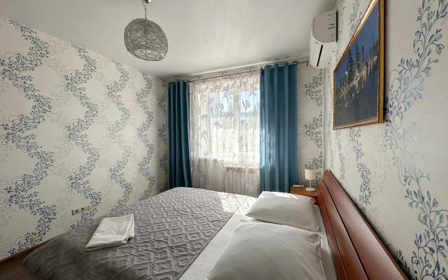 Квартира Двухкомнатная Тополиная 54