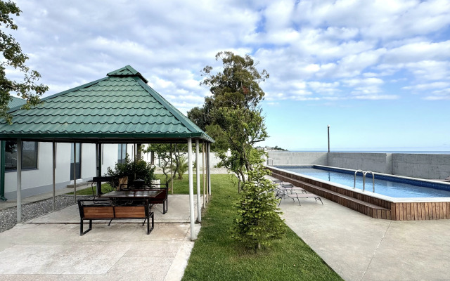 Avrora Villa