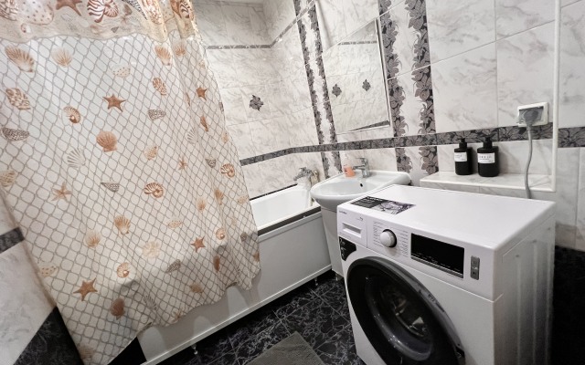 Apartment 2kV East SEC Crystal Cozy on Permyakova 86