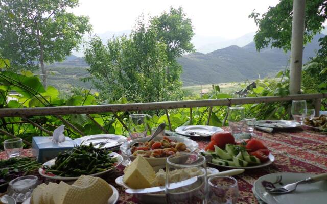 Anush`s B&B Guest House