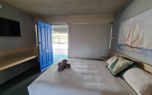 Отель Rockhampton Court Motor Inn