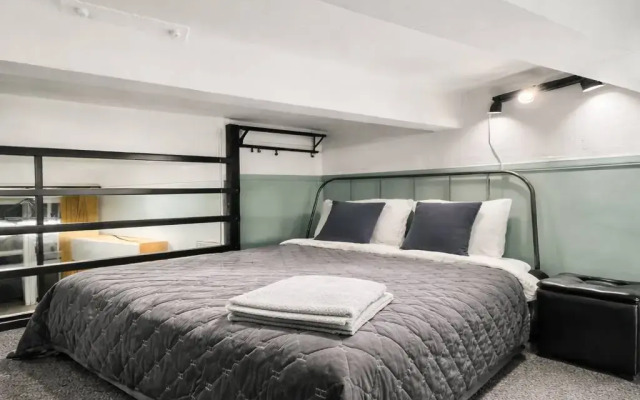 Апартаменты двухуровневые Cosmo Star на Соколиной горе