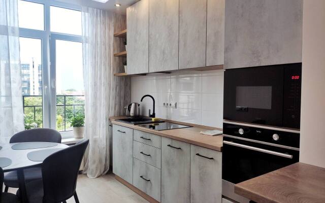 V Tsentre Goroda Flat
