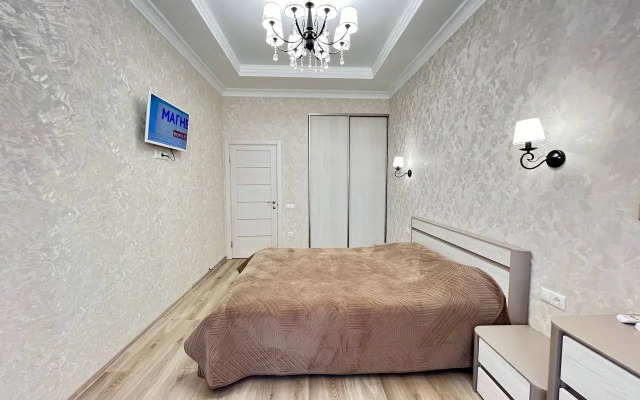 Квартира двухкомнатная Крымская 22