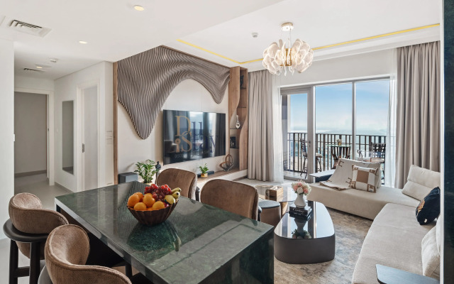 Elegant 2-Bedroom Apartment in Dubai Creek Harbour, Apartments