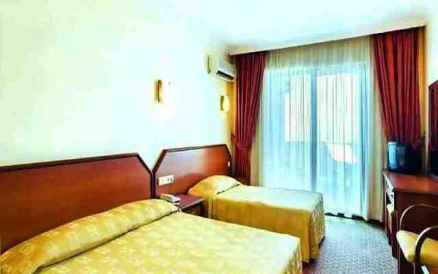Sunshine Hotel