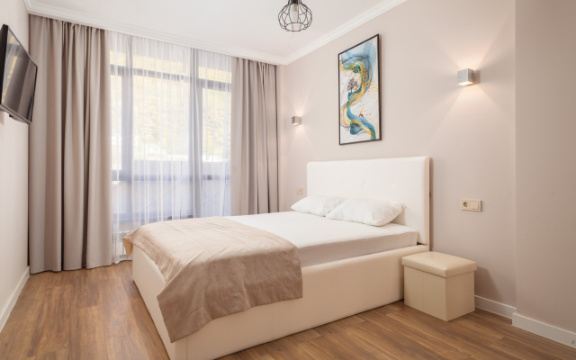 Апартаменты Белоснежные с Отдельной Кухней-столовой