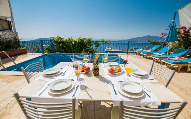 Paradise Kalkan Villalari