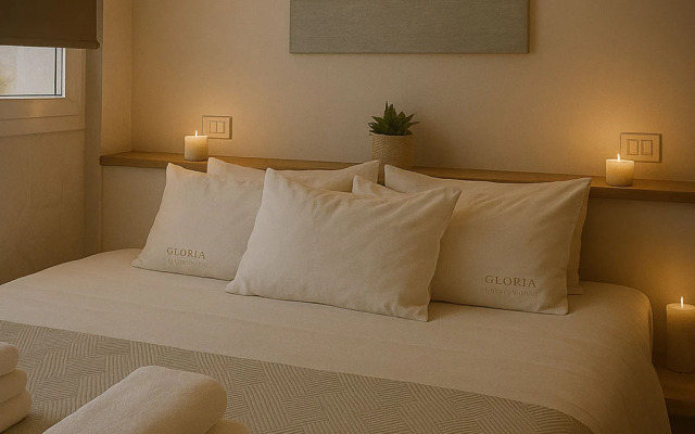 Отель Gloria luxury suites