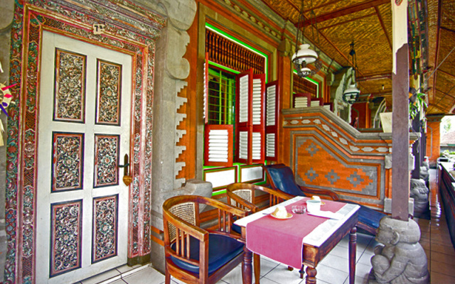 Okawati Hotel