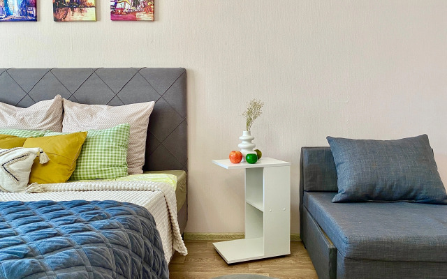 Na Reshetnikova 24 Flat