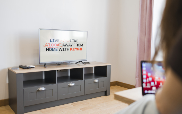 KeyGo #0068, 1 Bedroom, Near English Park Apartments