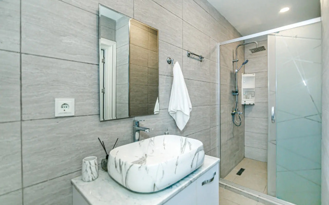VIP Sea View on Sabah Residence Apartments