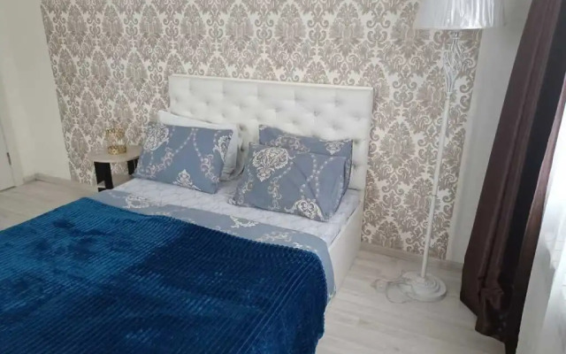 V  Prestizh Khaus Flat 1