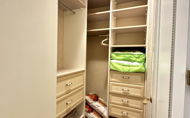 Апартаменты Люкс Трехкомнатные с Видом на Волгу