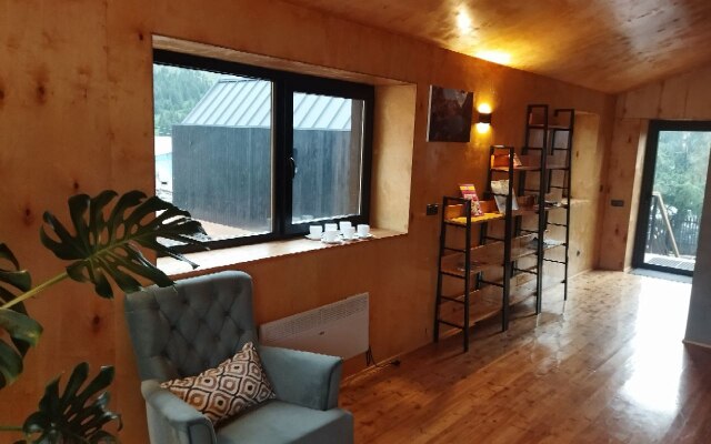 Peak Lodge Living Quarters
