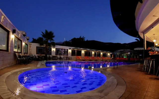 Bella Elena Apartment hotel