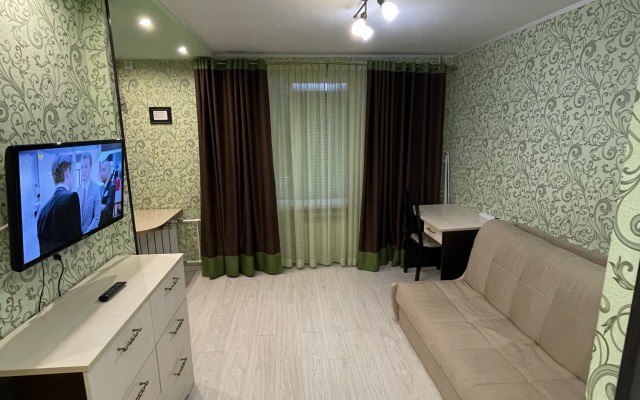 Na Simeonovskoy Apartments
