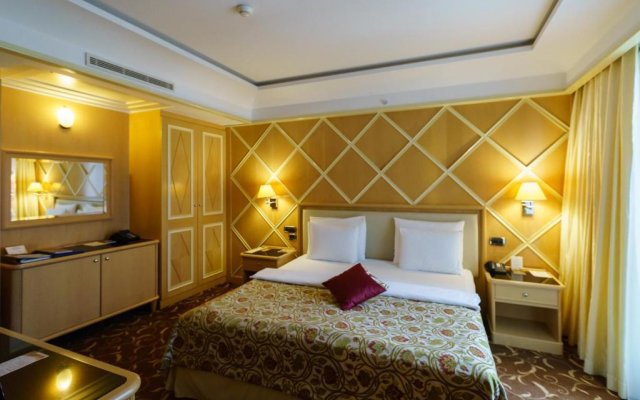 Курортный Отель Splendid Conference & Spa Resort Hotel